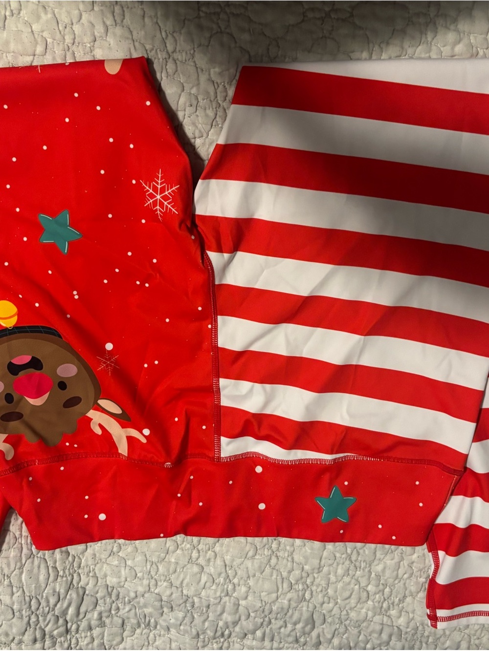 Source Unknown Red & White Striped Kids Leggings with Reindeer Accent